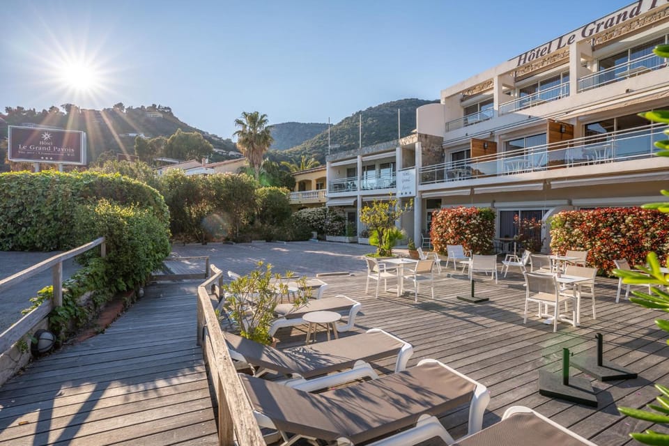 Hotel Le Grand Pavois Hotel in Le Lavandou