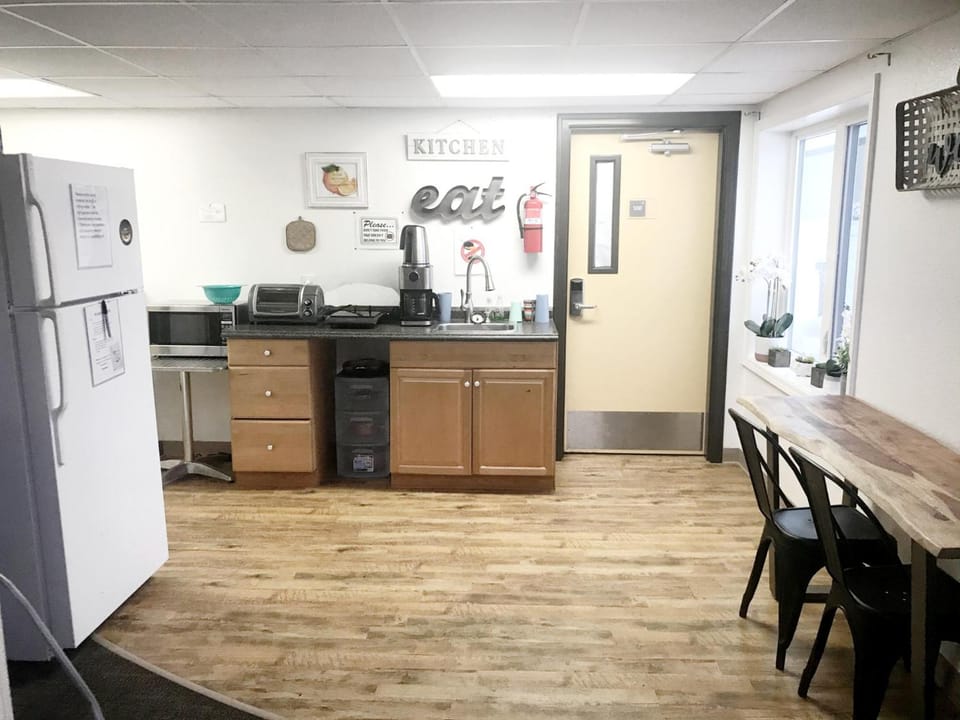 Rewak Studios Motel in Fairbanks