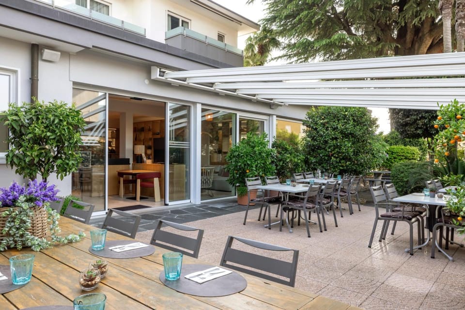 Ascona Lodge, Pool & Garden Retreat Hotel in Ascona