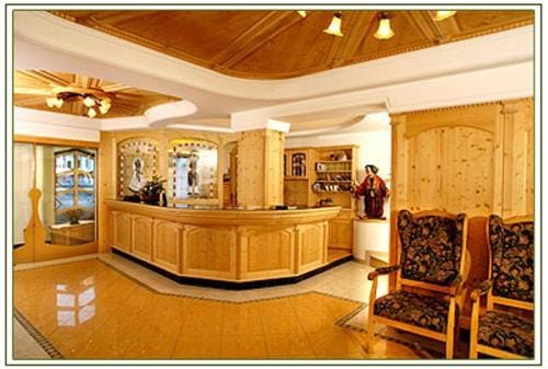 Hotel Sureghes Hotel in Ortisei