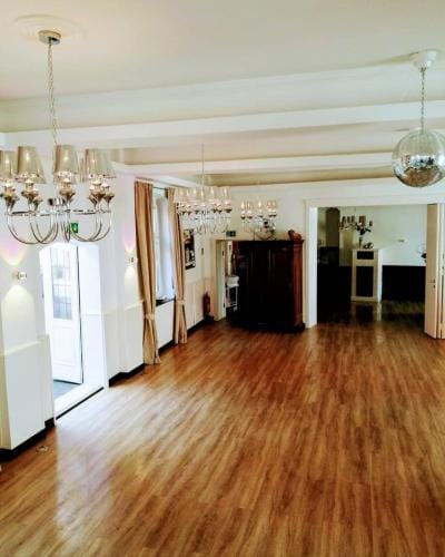 Zur Sonne "Gasthaus-Bar-Events" Hotel in Hesse