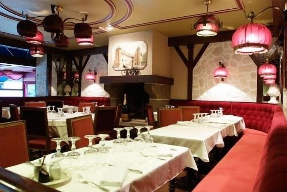 Le Renaissance Hotel in Aurillac