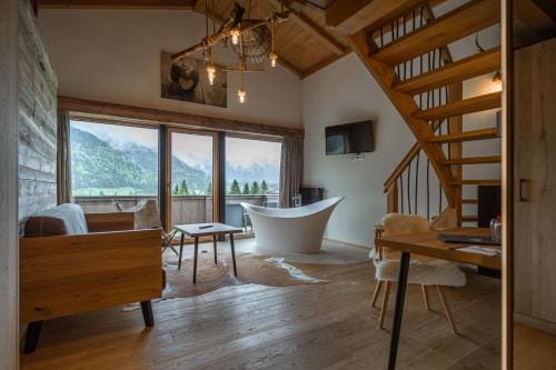 Hotel Landhaus Tirolerherz Hotel in Salzburgerland