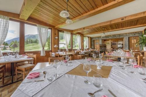 Au Bivouac de Napoleon et Spa Hotel in Bagnes
