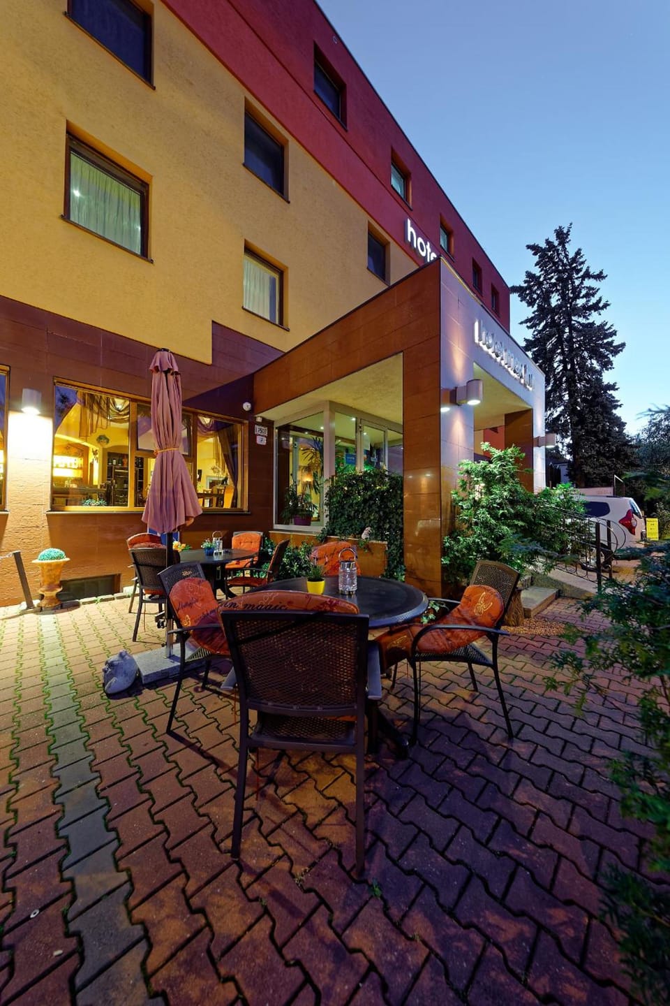 Hotel Max Inn Hotel in Bratislava