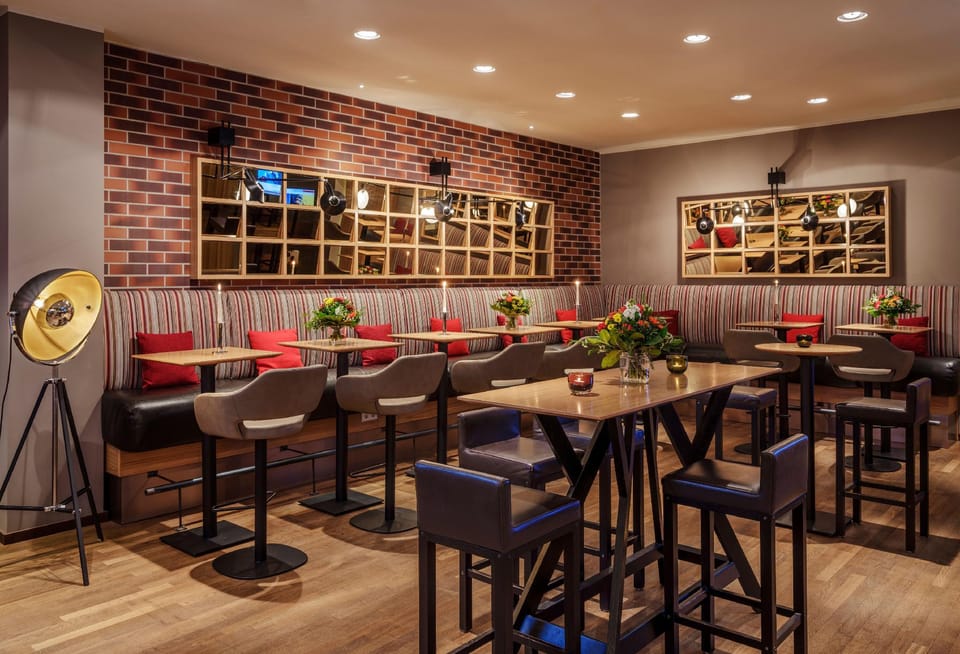 Bar/lounge