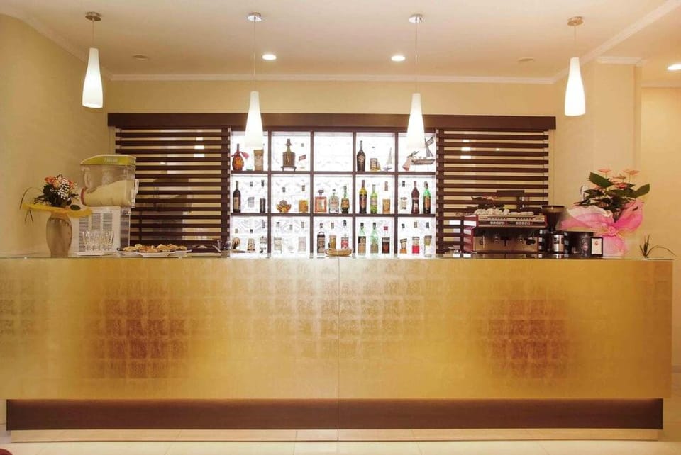 Bar/lounge