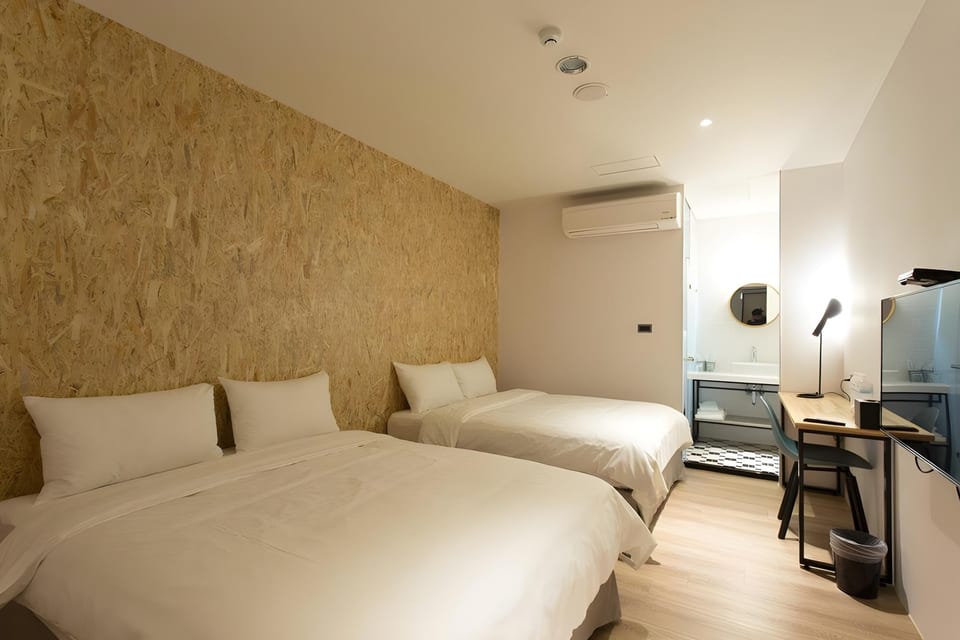 Guestroom