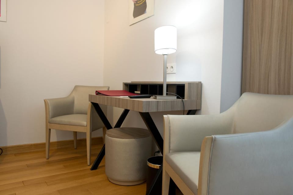 Hotel Restaurant Des Remparts Hotel in Bourgogne-Franche-Comté