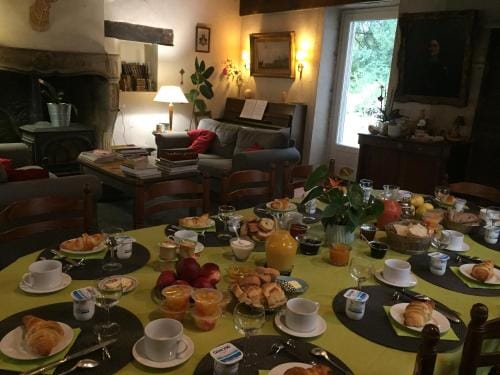 La Maison des Gardes - Chambres d'hotes Hotel in Bourgogne-Franche-Comté