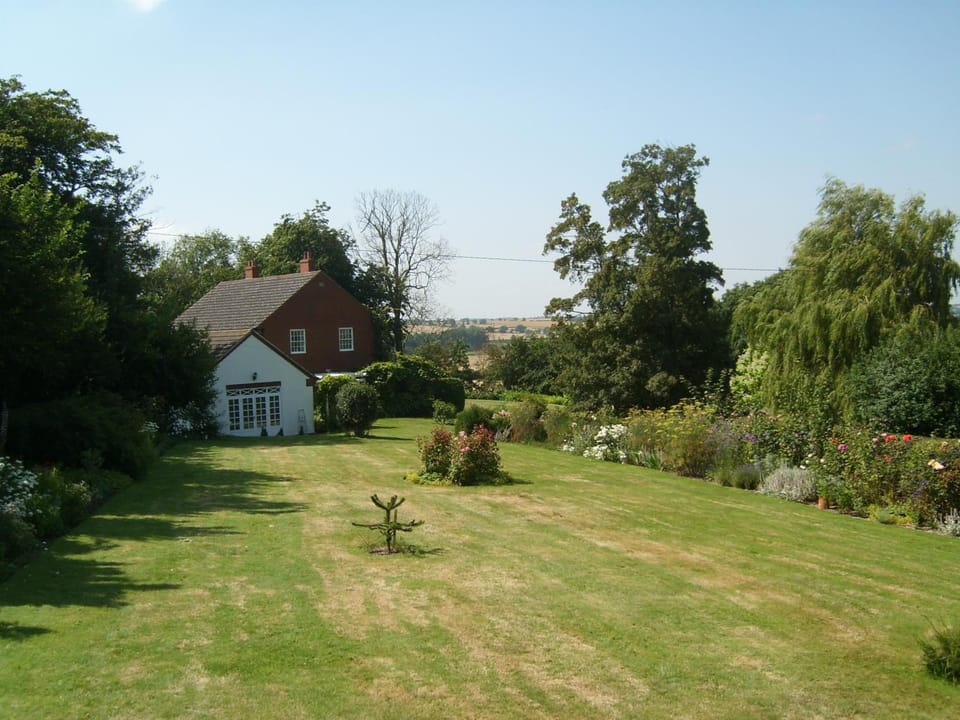 The Hall Farm Bed And Breakfast Hotel in Huntingdonshire District