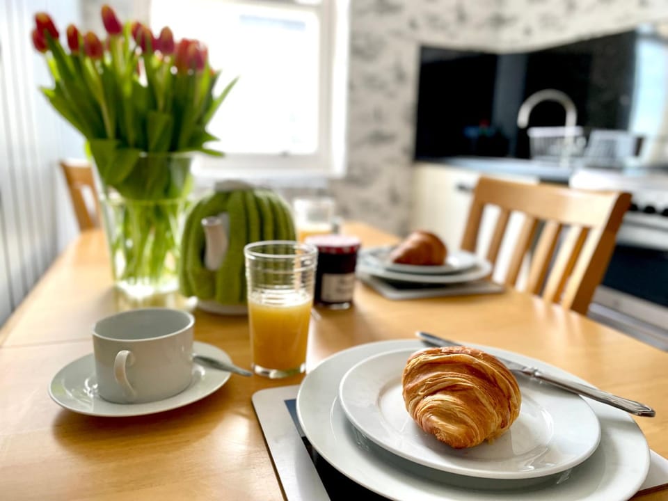 Fayvan Apartments Hotel in England