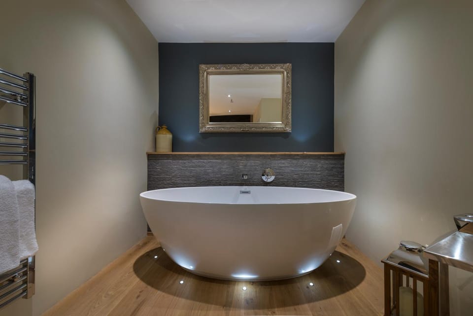 The Golden Fleece Hotel, Thirsk, North Yorkshire - The Coaching Inn Group Hotel in Borough of Harrogate