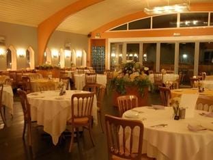 Warrens Village Motel and Self Catering Motel in Wales