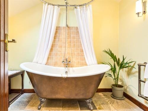 Waterwheel Guesthouse Hotel in Ambleside