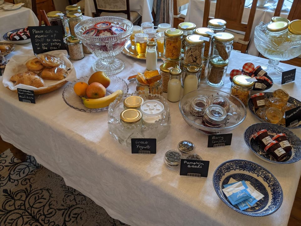 Lochinver Guesthouse Hotel in Ayr