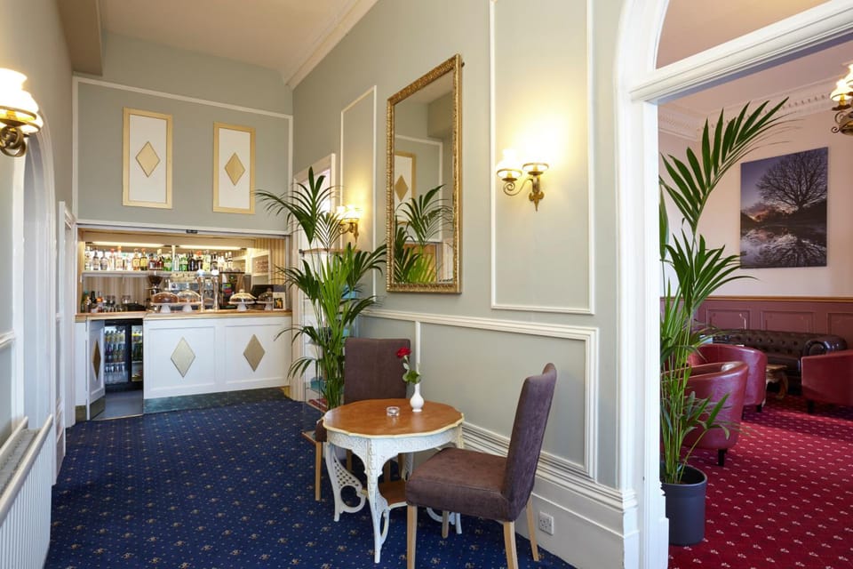 Royal Esplanade Hotel Hotel in Ryde