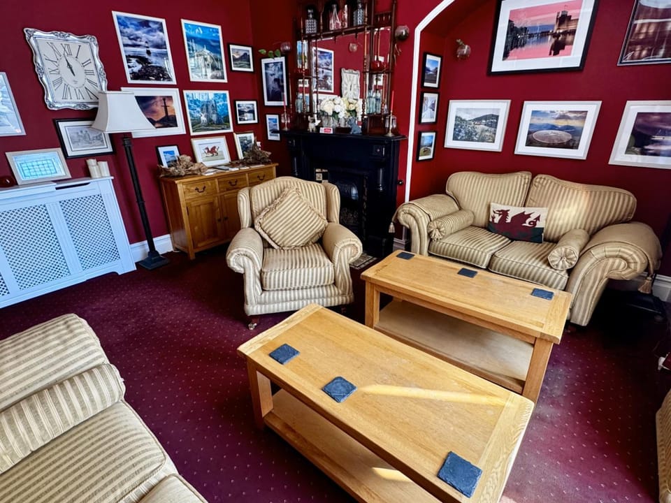 Caer Menai Hotel in Caernarfon