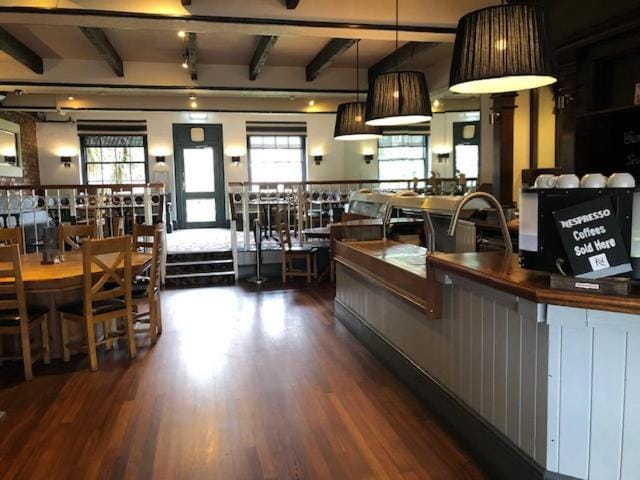 The Raven Hotel Hotel in Corby