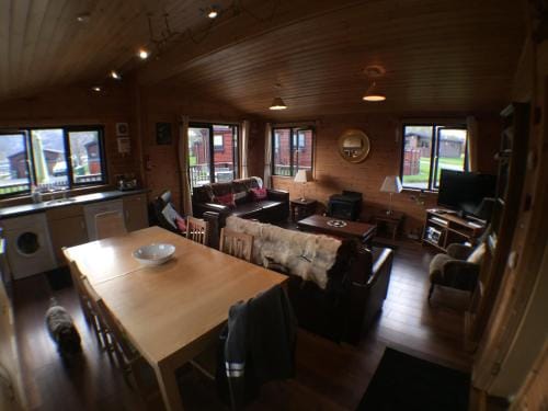 Lochlomondlodge22 Lodge in Scotland