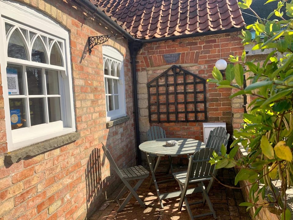 The Old Stable Lodge in South Kesteven District