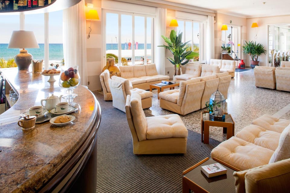 Bar/lounge