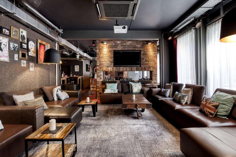 Bar/lounge