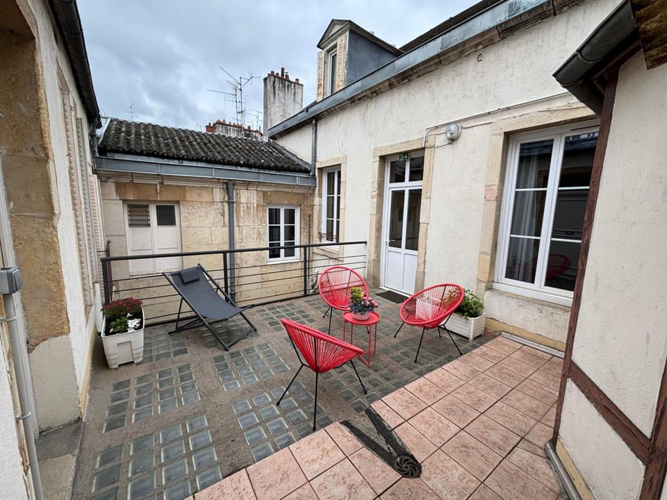 Hotel Le Jacquemart Hotel in Dijon