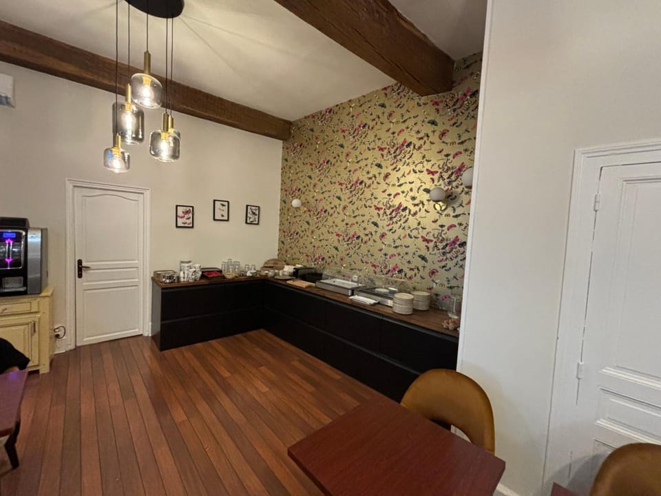 Hotel Le Jacquemart Hotel in Dijon