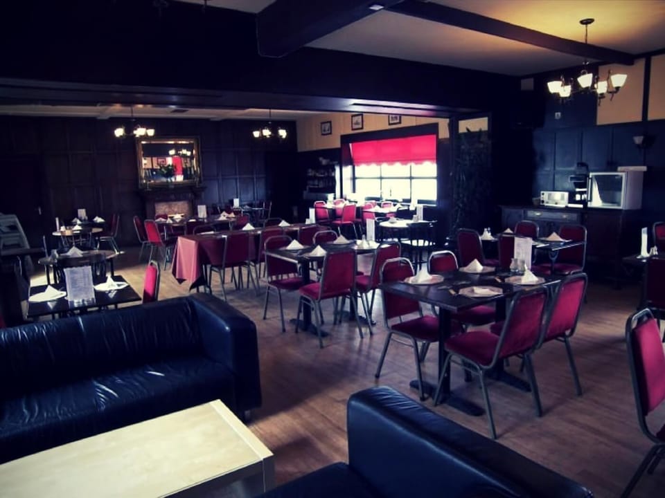 The Elbow Room Inn in Kirkcaldy