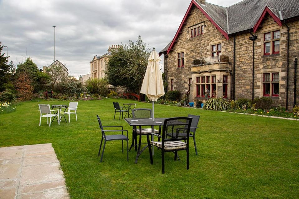 St Michaels Guest House Hotel in Elgin