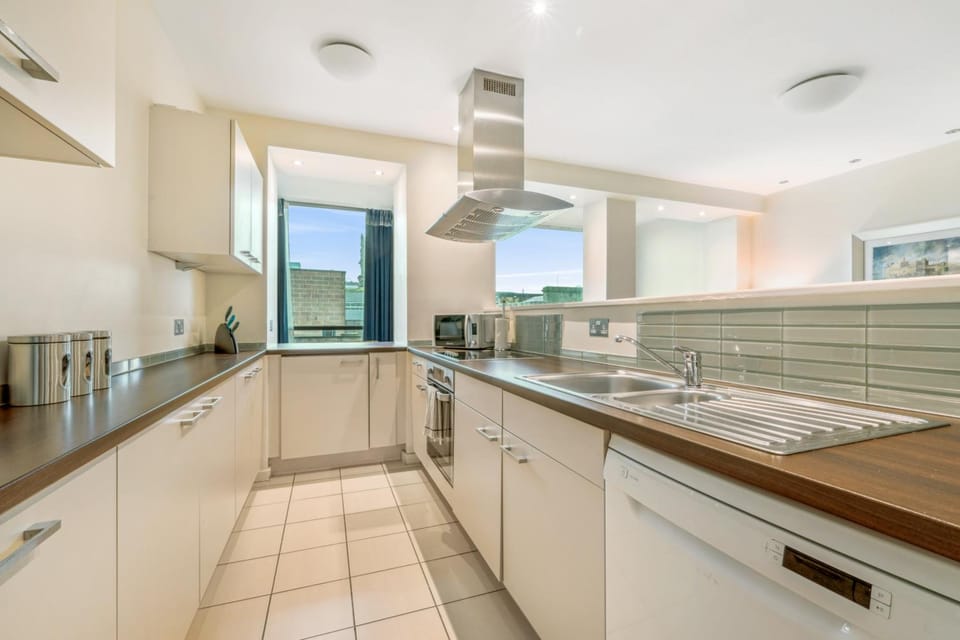 Princes Street Suites Apartment hotel in Edinburgh