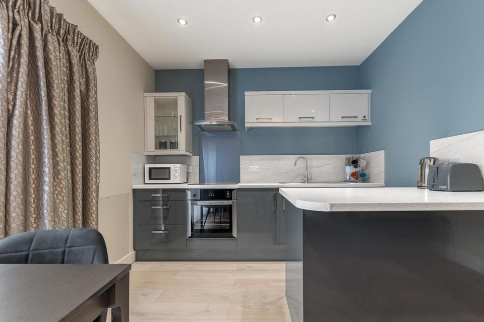 Abbey Apartments Modern ApartHotel for Tourists & Professionals Hotel in Barrow-in-Furness