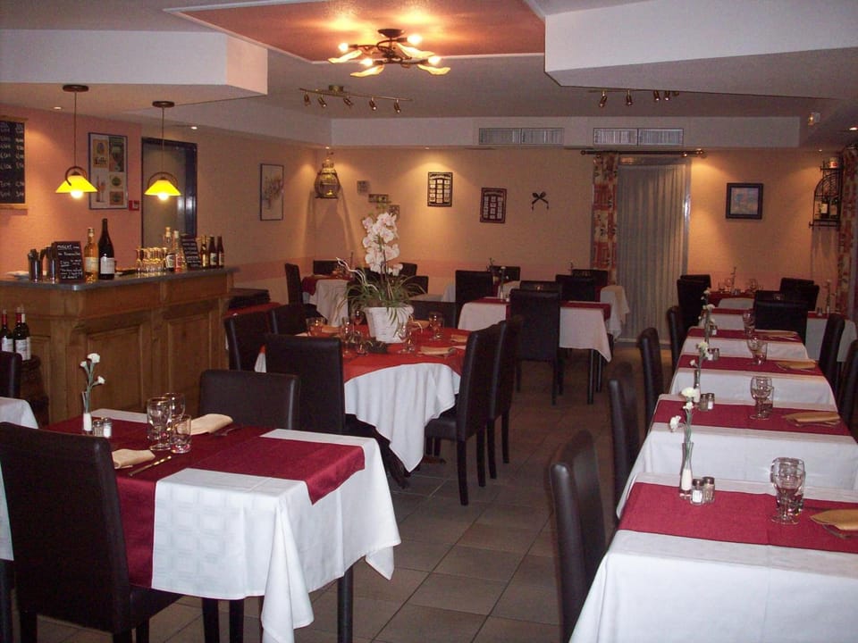 Kimotel Epone-Flins Hotel in Île-de-France