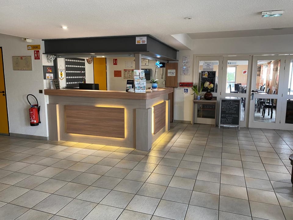 Kimotel Epone-Flins Hotel in Île-de-France
