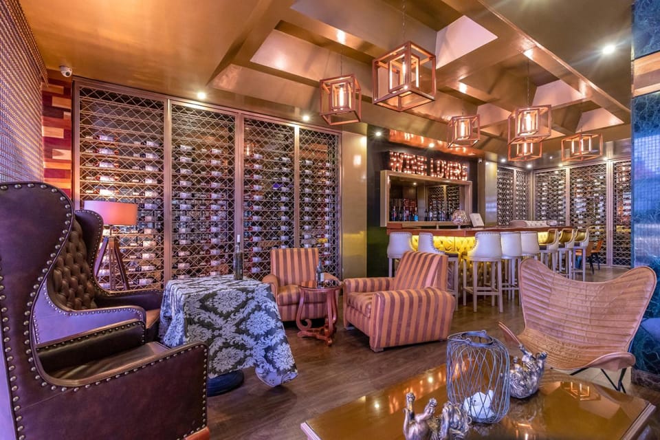 Bar/lounge
