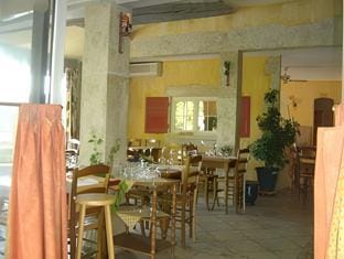 Auberge Des Pins Hotel in Fayence