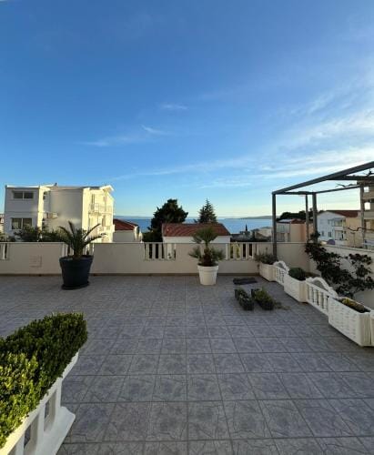 VILLA SIMOVIC APARTMENTS Hotel in Baška Voda