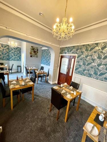 Milverton House Hotel in Llandudno