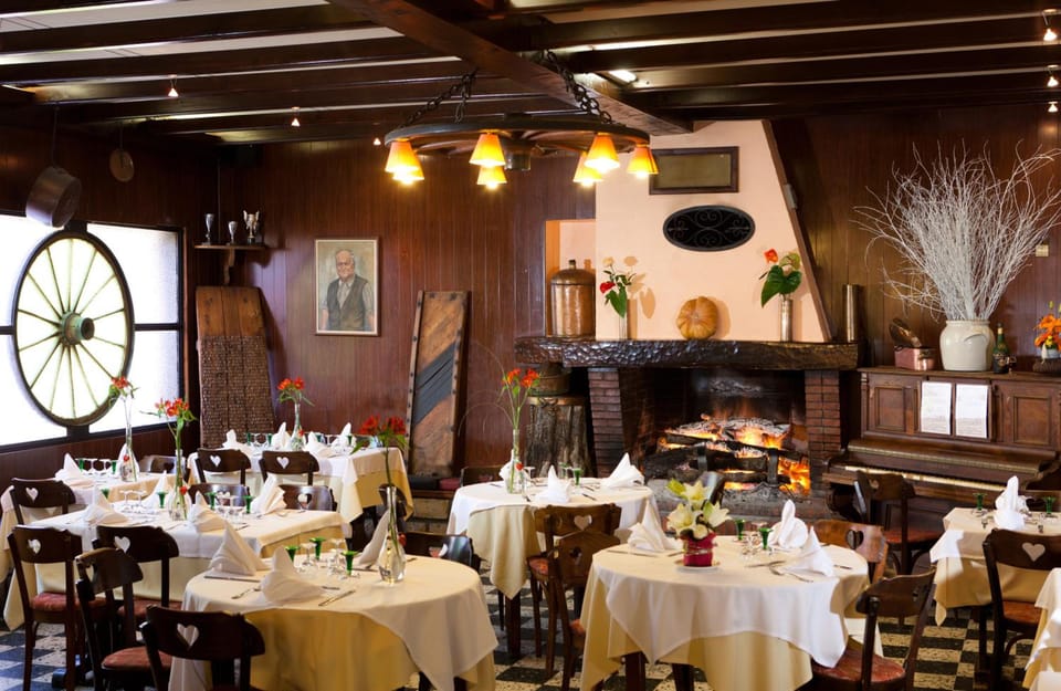 Hotel Restaurant Pavillon Carina Hotel in Provence-Alpes-Côte d'Azur