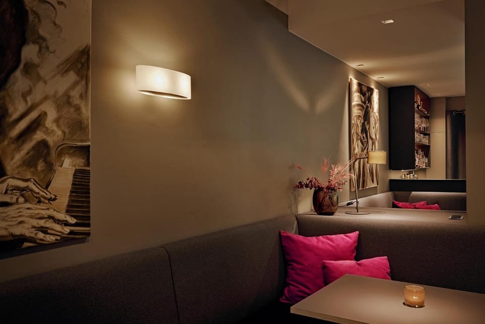 Bar/lounge