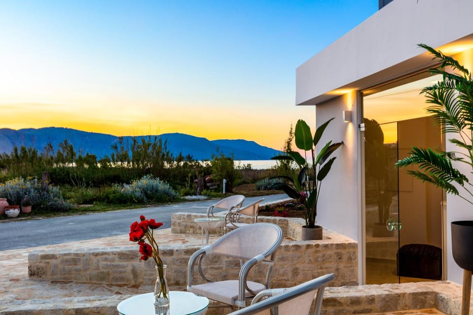 Pinelopi Beach Suites Hotel in Crete