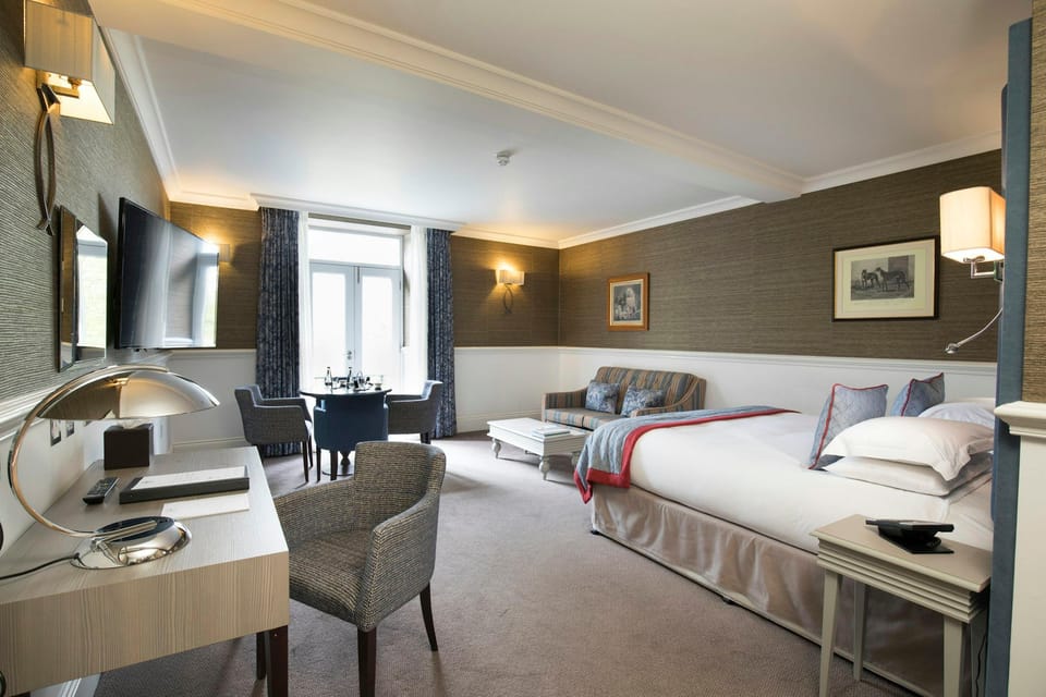 Suite room