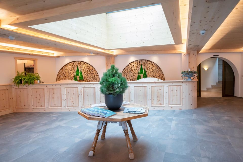 Waldhotel Doldenhorn Hotel in Canton of Valais