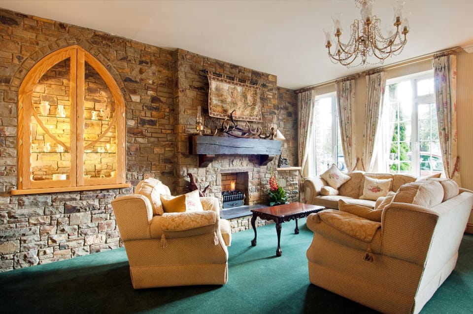 Old Weir Lodge Hotel in Killarney