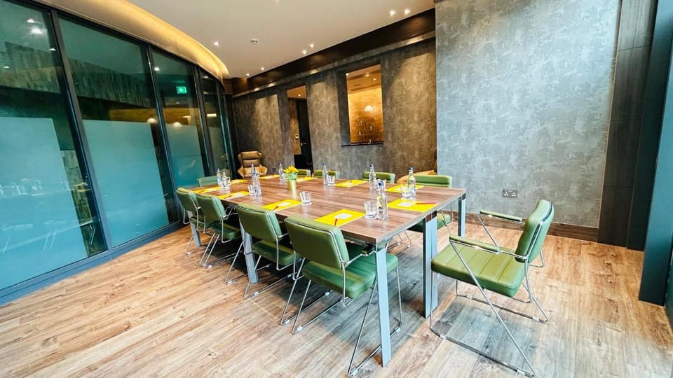 Crowne Plaza London - Kingston By IHG Hotel in Molesey