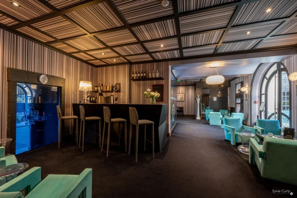 Hotel La Monnaie Arty & Spa Hotel in La Rochelle