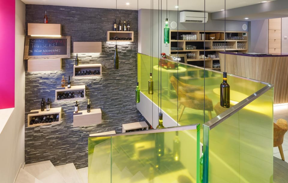 Swiss Wine Hotel & Bar by Fassbind Hotel in Lausanne