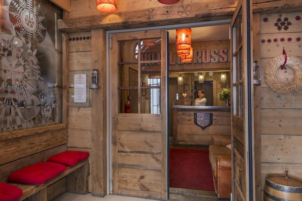 Hotel de Russie Hotel in Auvergne-Rhône-Alpes