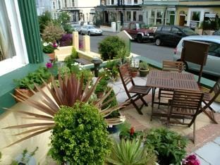 Burleigh Guest House Hotel in Llandudno